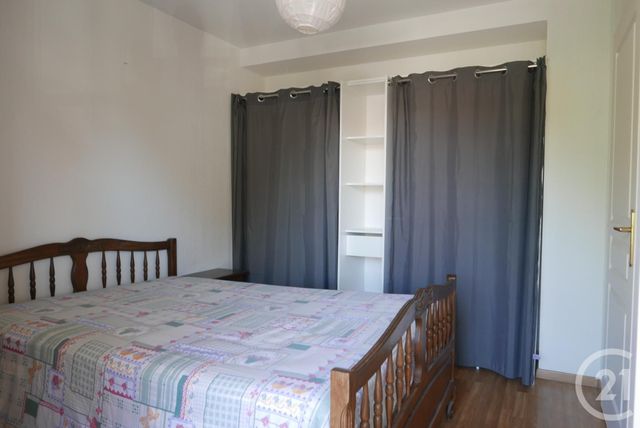 Afficher la photo en grand Appartement T2 à vendre - 2 pièces - 48.19 m2 - CRUSEILLES - 74 - RHONE-ALPES - Century 21 Croisée Des Chemins