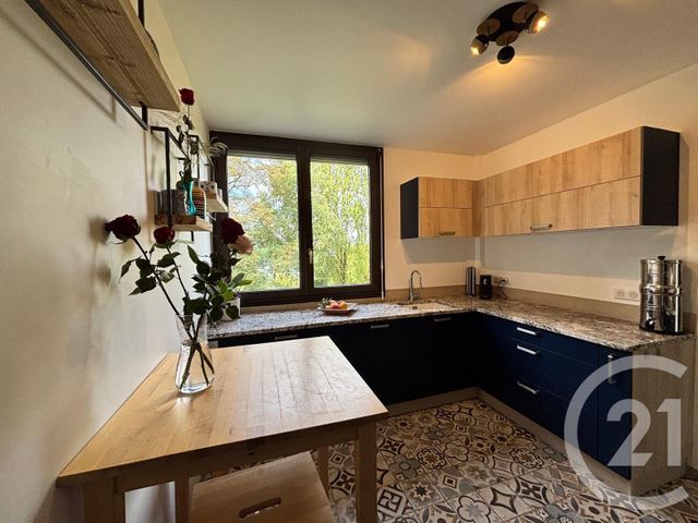 Appartement T3 à vendre - 4 pièces - 71.1 m2 - CRUSEILLES - 74 - RHONE-ALPES - Century 21 Croisée Des Chemins