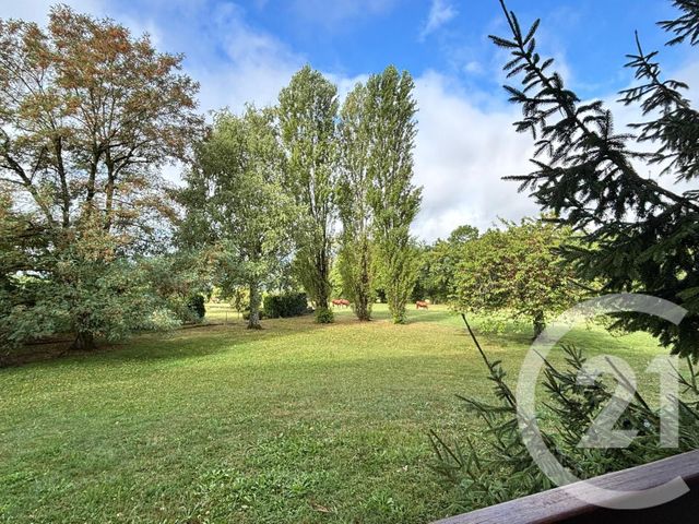 Appartement T3 à vendre - 4 pièces - 71.1 m2 - CRUSEILLES - 74 - RHONE-ALPES - Century 21 Croisée Des Chemins