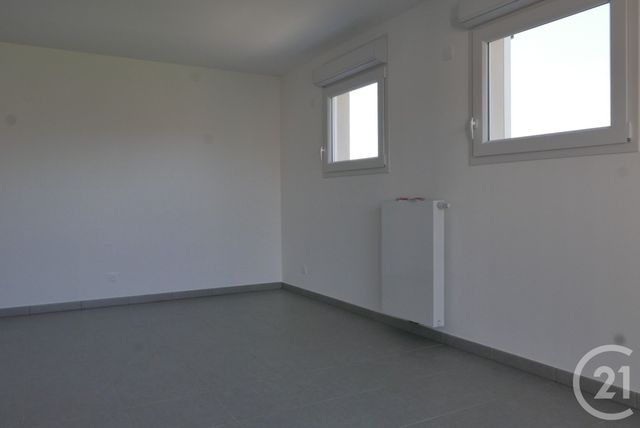 Appartement T2 à louer - 2 pièces - 45.44 m2 - CRUSEILLES - 74 - RHONE-ALPES - Century 21 Croisée Des Chemins