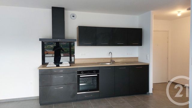 Appartement T3 à louer - 3 pièces - 67.92 m2 - ALLONZIER LA CAILLE - 74 - RHONE-ALPES - Century 21 Croisée Des Chemins