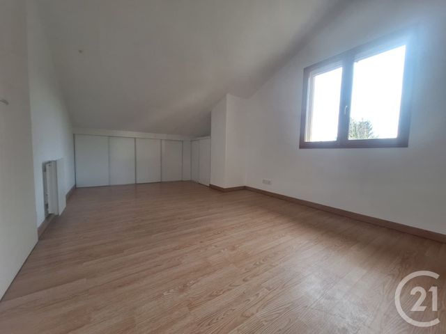 maison à louer - 4 pièces - 73.73 m2 - CERNEX - 74 - RHONE-ALPES - Century 21 Croisée Des Chemins