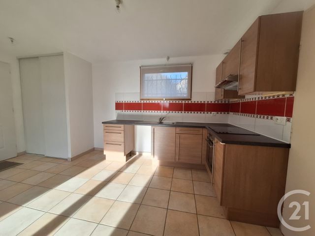 maison à louer - 4 pièces - 73.73 m2 - CERNEX - 74 - RHONE-ALPES - Century 21 Croisée Des Chemins