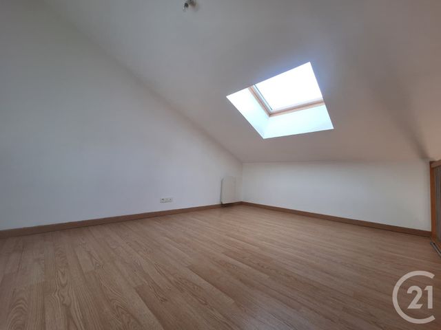 maison à louer - 4 pièces - 73.73 m2 - CERNEX - 74 - RHONE-ALPES - Century 21 Croisée Des Chemins