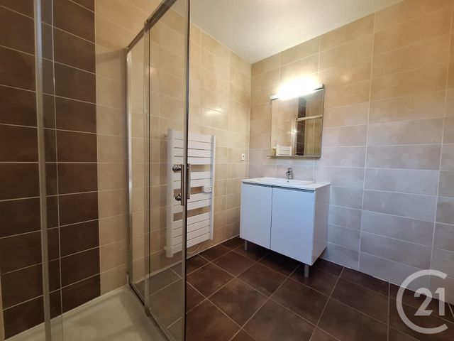 maison à louer - 4 pièces - 73.73 m2 - CERNEX - 74 - RHONE-ALPES - Century 21 Croisée Des Chemins