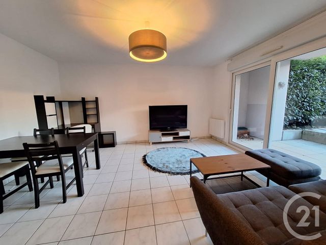 Appartement T2 à louer - 2 pièces - 52.64 m2 - VALLEIRY - 74 - RHONE-ALPES - Century 21 Croisée Des Chemins