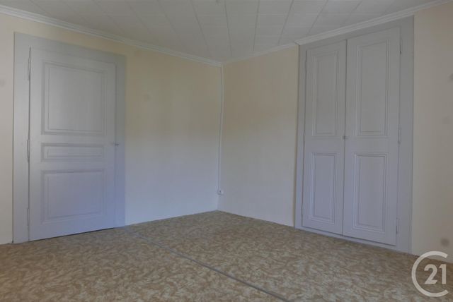 Appartement T3 à louer - 4 pièces - 98.2 m2 - CHALLONGES - 74 - RHONE-ALPES - Century 21 Croisée Des Chemins