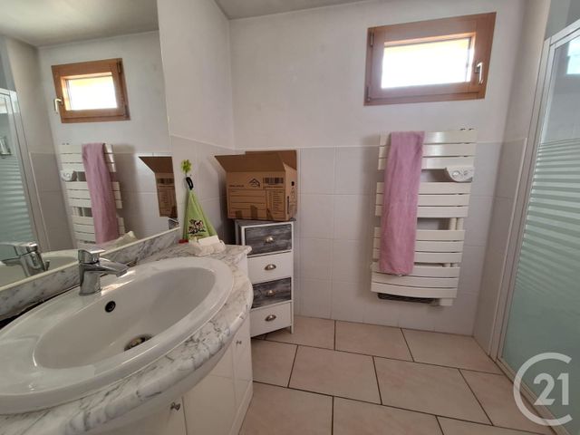 maison à louer - 7 pièces - 190.76 m2 - CHARVONNEX - 74 - RHONE-ALPES - Century 21 Croisée Des Chemins