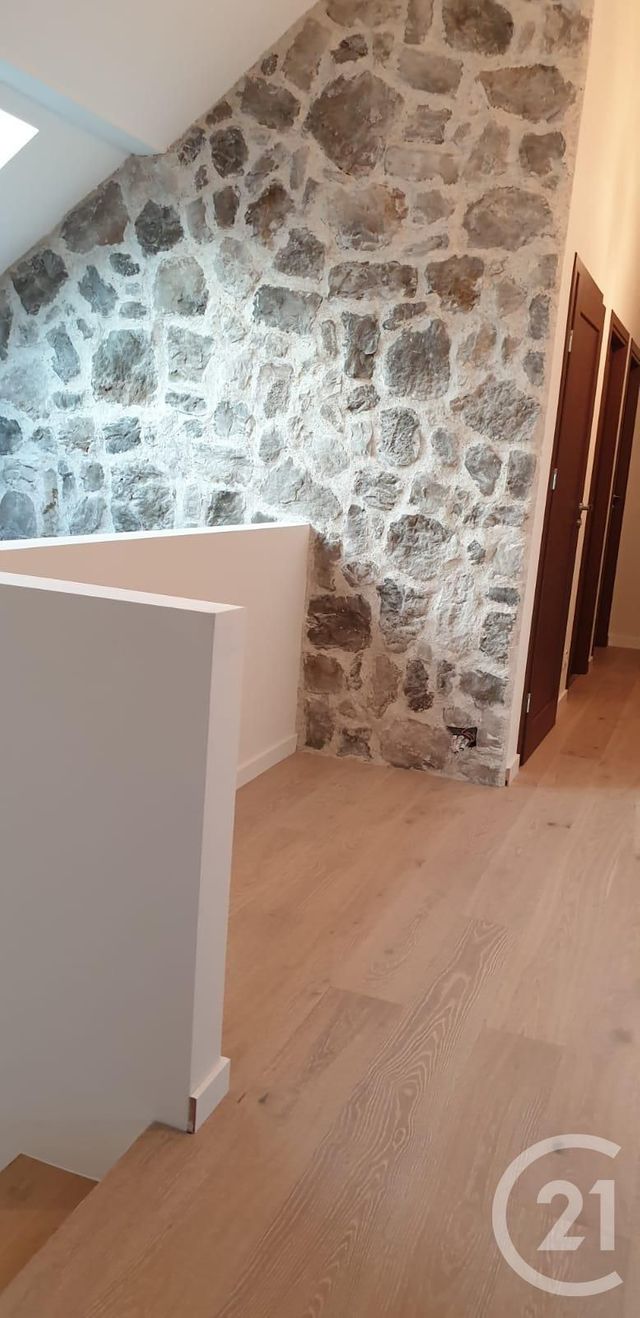 maison à louer - 6 pièces - 255.26 m2 - GROISY - 74 - RHONE-ALPES - Century 21 Croisée Des Chemins