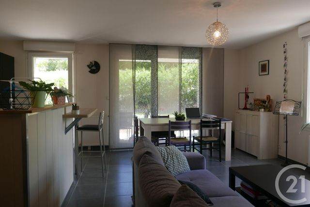 Appartement T3 à louer CRUSEILLES