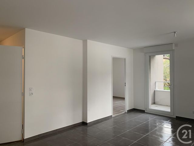 Appartement T2 à louer - 2 pièces - 49.25 m2 - ANNECY - 74 - RHONE-ALPES - Century 21 Croisée Des Chemins