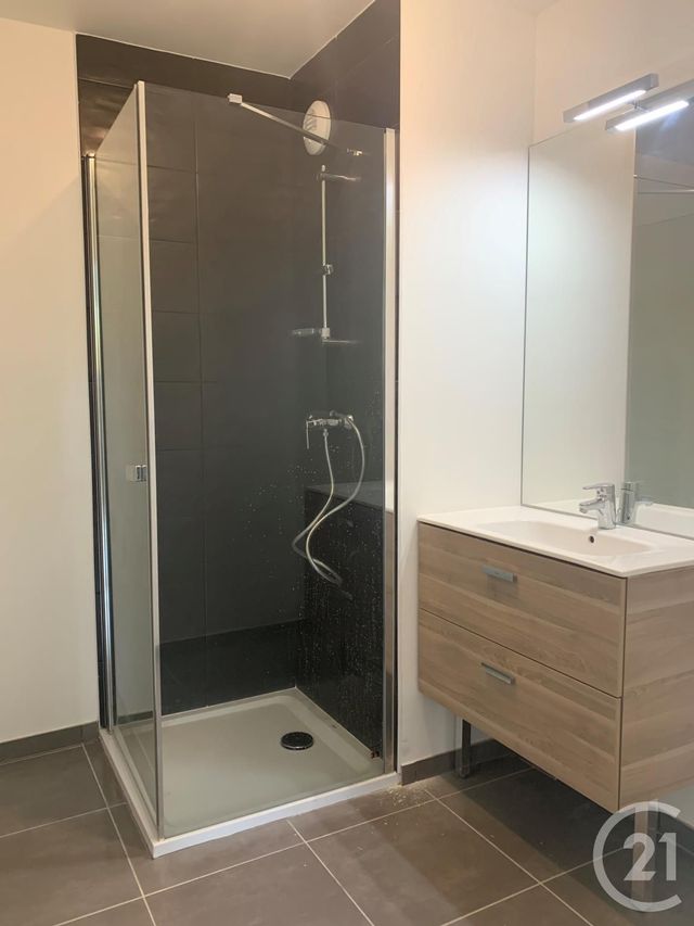 Appartement T2 à louer - 2 pièces - 49.25 m2 - ANNECY - 74 - RHONE-ALPES - Century 21 Croisée Des Chemins