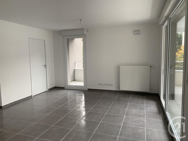 Appartement T2 à louer - 2 pièces - 49.25 m2 - ANNECY - 74 - RHONE-ALPES - Century 21 Croisée Des Chemins