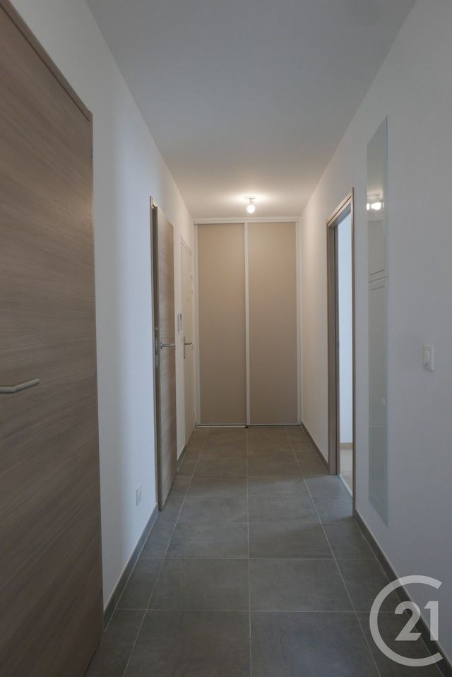 Appartement T4 à louer - 4 pièces - 89.15 m2 - CRUSEILLES - 74 - RHONE-ALPES - Century 21 Croisée Des Chemins