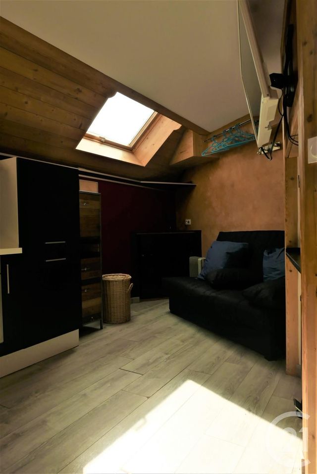 Appartement Studio à louer - 1 pièce - 17.49 m2 - CRUSEILLES - 74 - RHONE-ALPES - Century 21 Croisée Des Chemins