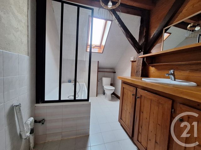 Appartement T2 à louer - 2 pièces - 46.77 m2 - CERNEX - 74 - RHONE-ALPES - Century 21 Croisée Des Chemins