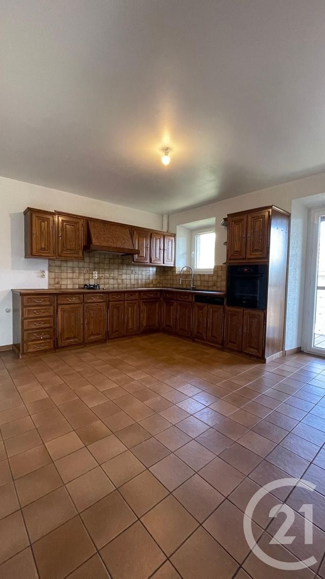 Appartement T4 à louer - 4 pièces - 99.81 m2 - CRUSEILLES - 74 - RHONE-ALPES - Century 21 Croisée Des Chemins