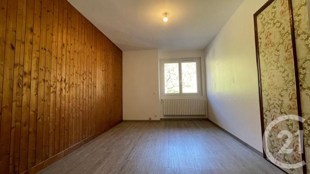 Appartement T4 à louer - 4 pièces - 99.81 m2 - CRUSEILLES - 74 - RHONE-ALPES - Century 21 Croisée Des Chemins