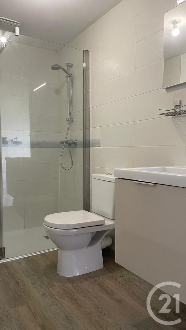 Appartement T4 à louer - 4 pièces - 99.81 m2 - CRUSEILLES - 74 - RHONE-ALPES - Century 21 Croisée Des Chemins