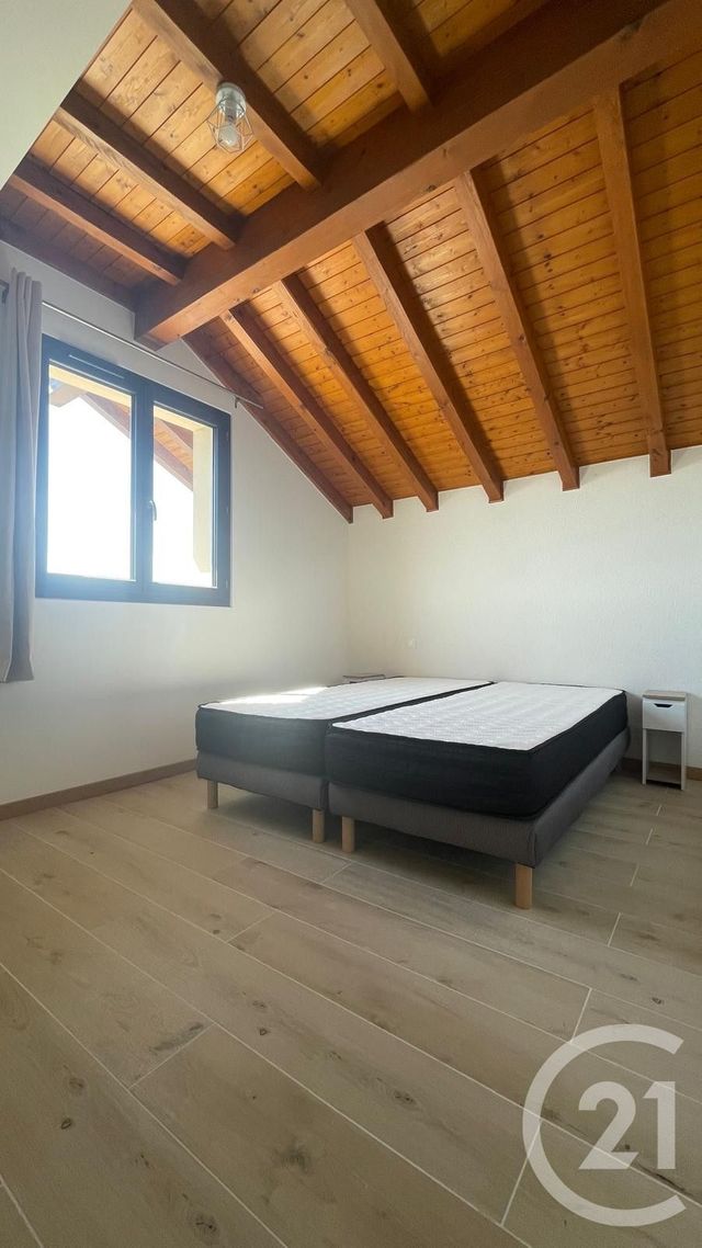 Appartement T2 à louer - 3 pièces - 110.0 m2 - CRUSEILLES - 74 - RHONE-ALPES - Century 21 Croisée Des Chemins