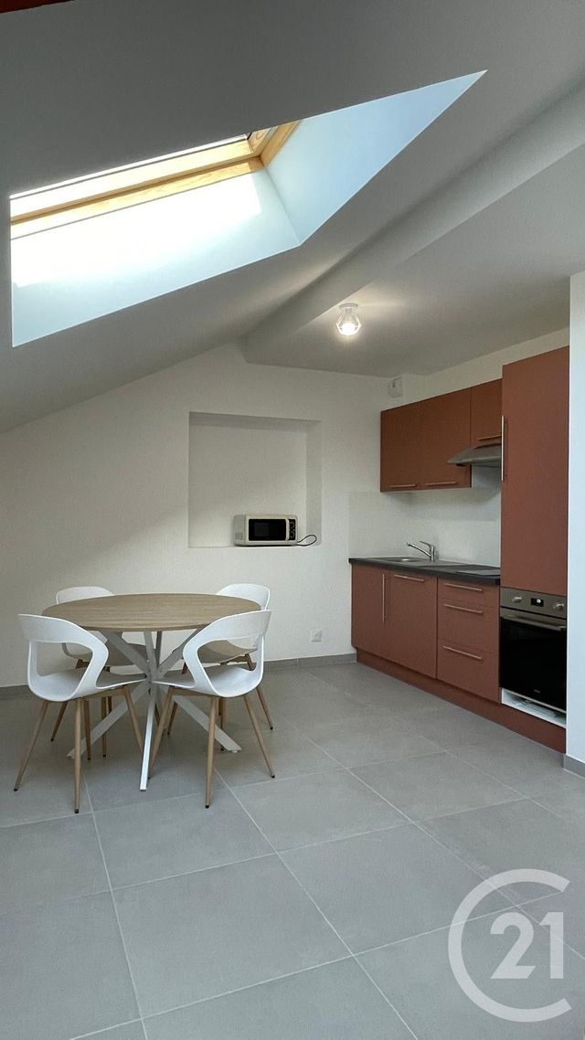 Appartement T2 à louer - 2 pièces - 45.73 m2 - CRUSEILLES - 74 - RHONE-ALPES - Century 21 Croisée Des Chemins