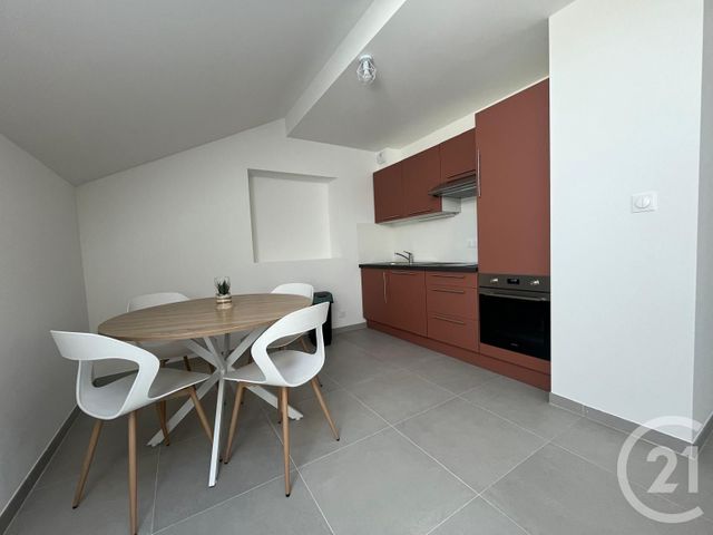 Appartement T2 à louer - 2 pièces - 45.73 m2 - CRUSEILLES - 74 - RHONE-ALPES - Century 21 Croisée Des Chemins