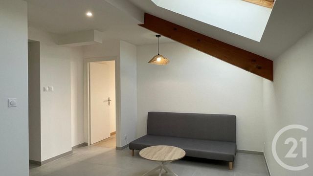 Appartement T2 à louer - 2 pièces - 45.73 m2 - CRUSEILLES - 74 - RHONE-ALPES - Century 21 Croisée Des Chemins