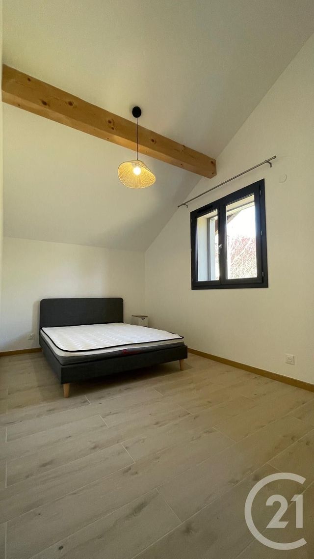 Appartement T4 à louer - 5 pièces - 146.61 m2 - CRUSEILLES - 74 - RHONE-ALPES - Century 21 Croisée Des Chemins