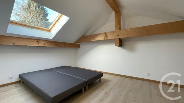 Appartement T4 à louer - 4 pièces - 74.36 m2 - CRUSEILLES - 74 - RHONE-ALPES - Century 21 Croisée Des Chemins