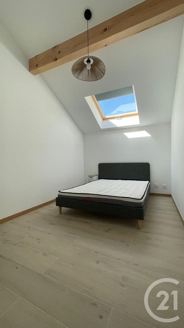 Appartement T4 à louer - 5 pièces - 146.61 m2 - CRUSEILLES - 74 - RHONE-ALPES - Century 21 Croisée Des Chemins