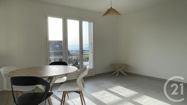 Appartement T3 à louer - 3 pièces - 47.52 m2 - CRUSEILLES - 74 - RHONE-ALPES - Century 21 Croisée Des Chemins