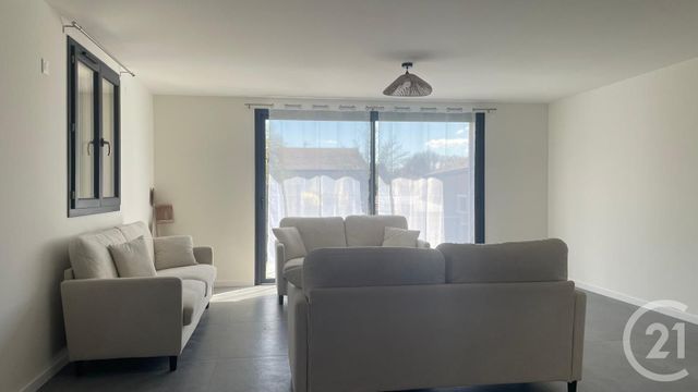 Appartement T3 à louer - 4 pièces - 107.3 m2 - CRUSEILLES - 74 - RHONE-ALPES - Century 21 Croisée Des Chemins
