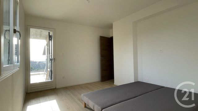Appartement T3 à louer - 3 pièces - 43.61 m2 - CRUSEILLES - 74 - RHONE-ALPES - Century 21 Croisée Des Chemins