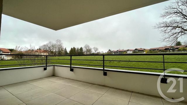 Appartement T2 à louer - 2 pièces - 43.85 m2 - VILLY LE PELLOUX - 74 - RHONE-ALPES - Century 21 Croisée Des Chemins