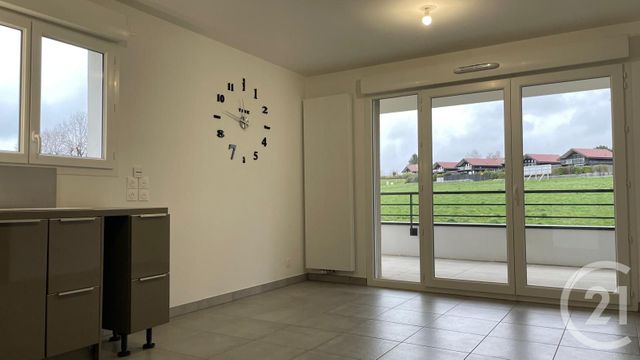 Appartement T2 à louer - 2 pièces - 43.85 m2 - VILLY LE PELLOUX - 74 - RHONE-ALPES - Century 21 Croisée Des Chemins