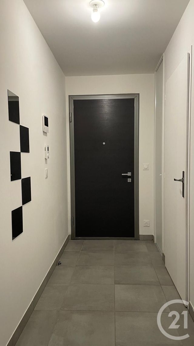 Appartement T2 à louer - 2 pièces - 43.85 m2 - VILLY LE PELLOUX - 74 - RHONE-ALPES - Century 21 Croisée Des Chemins