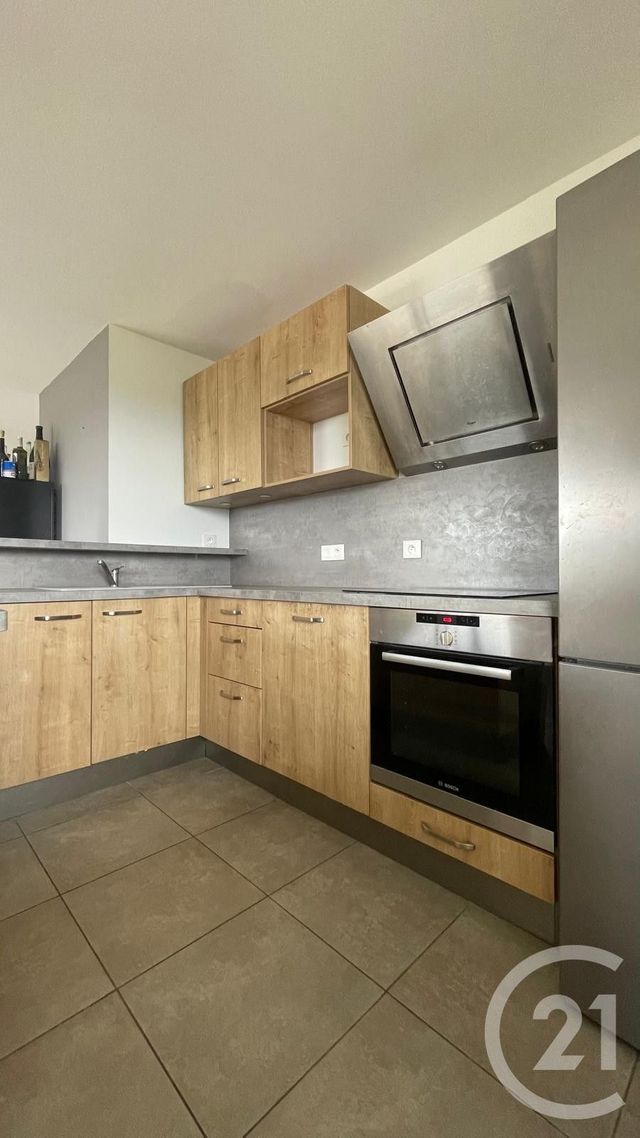 Appartement T3 à louer - 3 pièces - 71.08 m2 - VOVRAY EN BORNES - 74 - RHONE-ALPES - Century 21 Croisée Des Chemins