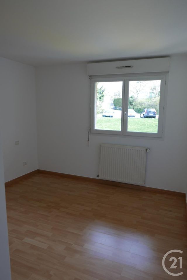 Appartement T3 à louer - 3 pièces - 68.26 m2 - CRUSEILLES - 74 - RHONE-ALPES - Century 21 Croisée Des Chemins