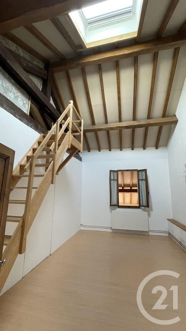 Appartement T3 à louer - 4 pièces - 134.58 m2 - DINGY EN VUACHE - 74 - RHONE-ALPES - Century 21 Croisée Des Chemins