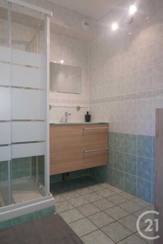 Appartement T2 à louer - 2 pièces - 38.05 m2 - CRUSEILLES - 74 - RHONE-ALPES - Century 21 Croisée Des Chemins
