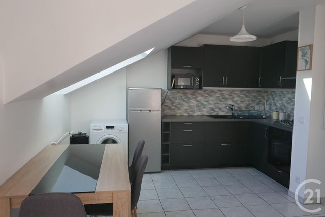 Appartement T2 à louer - 2 pièces - 38.05 m2 - CRUSEILLES - 74 - RHONE-ALPES - Century 21 Croisée Des Chemins