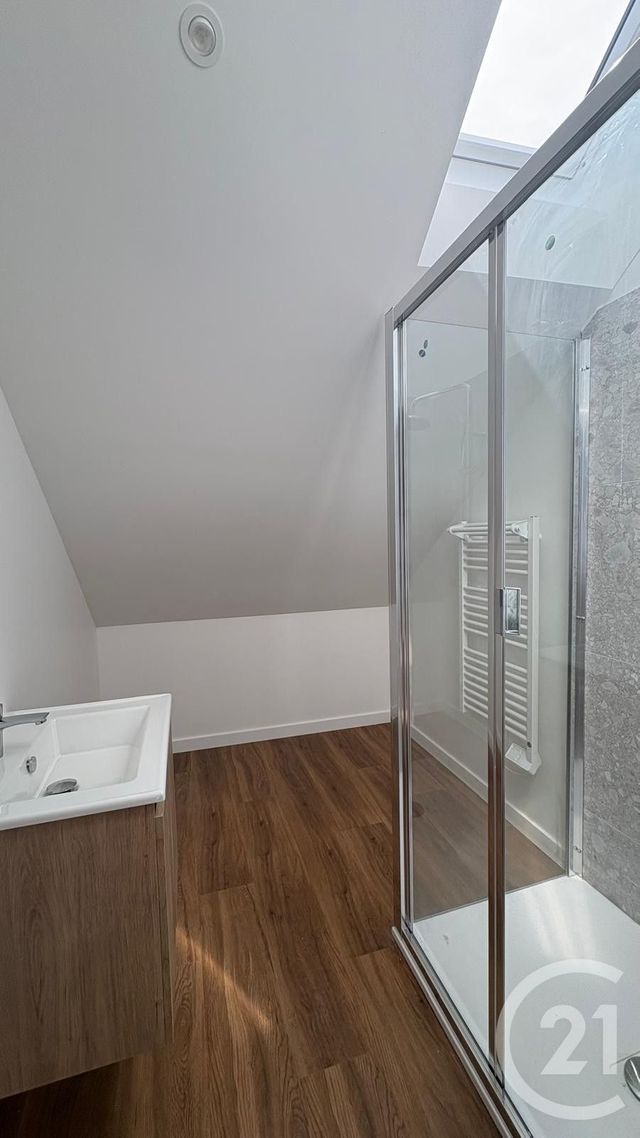 maison à louer - 4 pièces - 89.51 m2 - CRUSEILLES - 74 - RHONE-ALPES - Century 21 Croisée Des Chemins