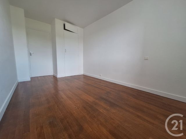 Appartement T3 à louer - 3 pièces - 69.68 m2 - ANNECY - 74 - RHONE-ALPES - Century 21 Croisée Des Chemins