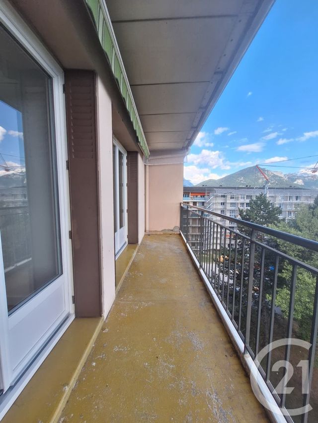 Appartement T3 à louer - 3 pièces - 69.68 m2 - ANNECY - 74 - RHONE-ALPES - Century 21 Croisée Des Chemins