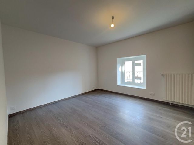 Appartement T4 à louer - 4 pièces - 102.09 m2 - CRUSEILLES - 74 - RHONE-ALPES - Century 21 Croisée Des Chemins