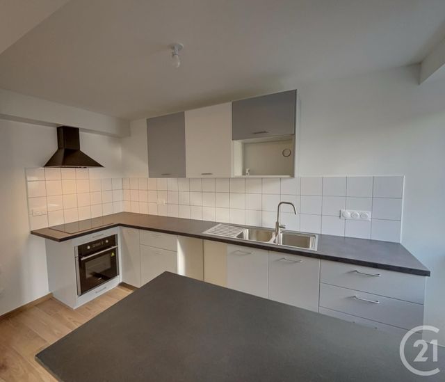 Appartement T4 à louer - 4 pièces - 102.09 m2 - CRUSEILLES - 74 - RHONE-ALPES - Century 21 Croisée Des Chemins