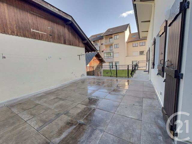 Appartement T4 à louer - 4 pièces - 102.09 m2 - CRUSEILLES - 74 - RHONE-ALPES - Century 21 Croisée Des Chemins