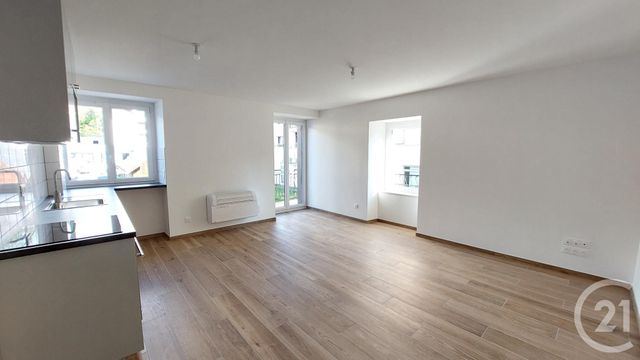 Appartement T2 à louer - 2 pièces - 44.61 m2 - CRUSEILLES - 74 - RHONE-ALPES - Century 21 Croisée Des Chemins