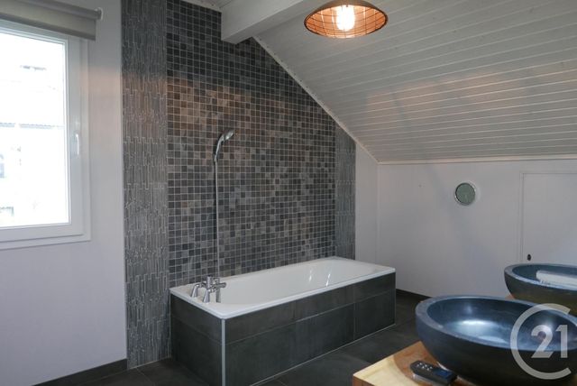 maison à louer - 5 pièces - 97.89 m2 - CRUSEILLES - 74 - RHONE-ALPES - Century 21 Croisée Des Chemins