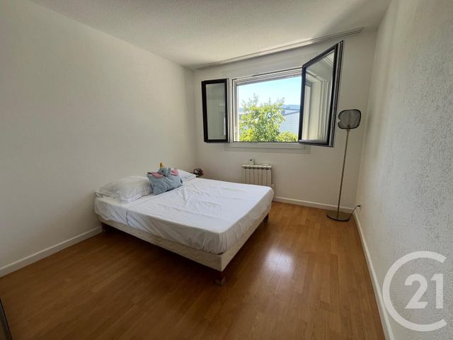 Appartement F3 à vendre - 3 pièces - 73.04 m2 - ST JULIEN EN GENEVOIS - 74 - RHONE-ALPES - Century 21 Croisée Des Chemins